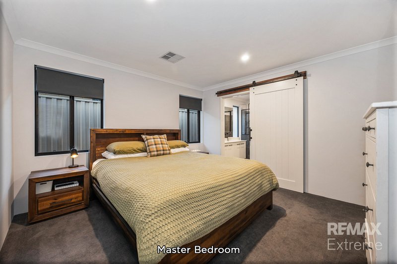 Photo - 22 Venetian Road, Eglinton WA 6034 - Image 14