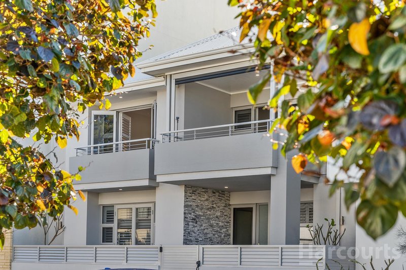 Photo - 22 Vivaldi Drive, Mandurah WA 6210 - Image 1