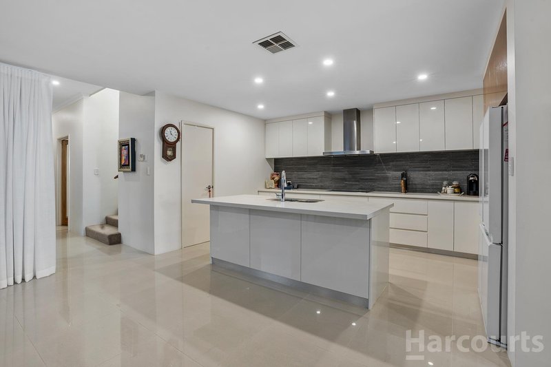 Photo - 22 Vivaldi Drive, Mandurah WA 6210 - Image 5