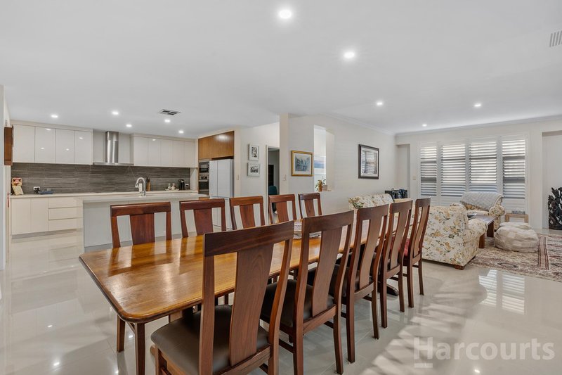 Photo - 22 Vivaldi Drive, Mandurah WA 6210 - Image 11
