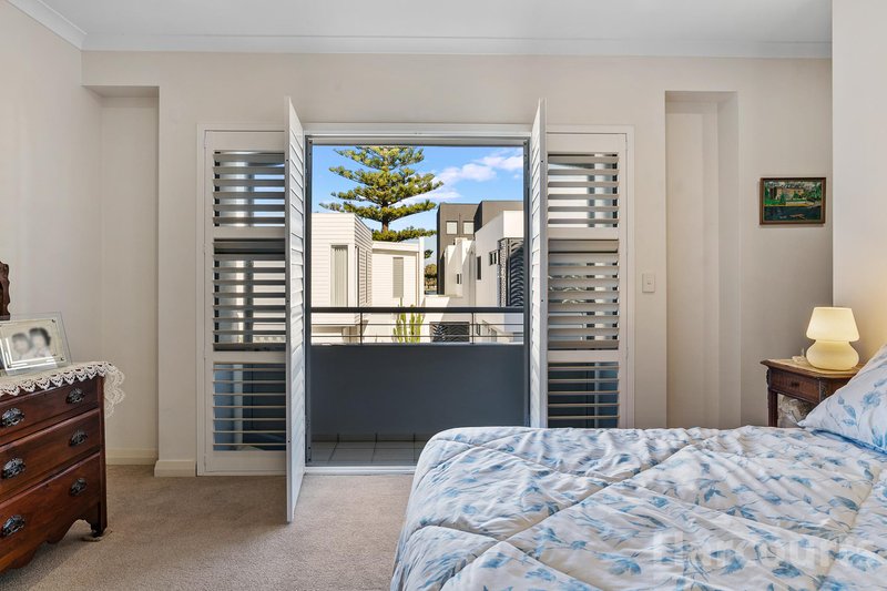 Photo - 22 Vivaldi Drive, Mandurah WA 6210 - Image 19