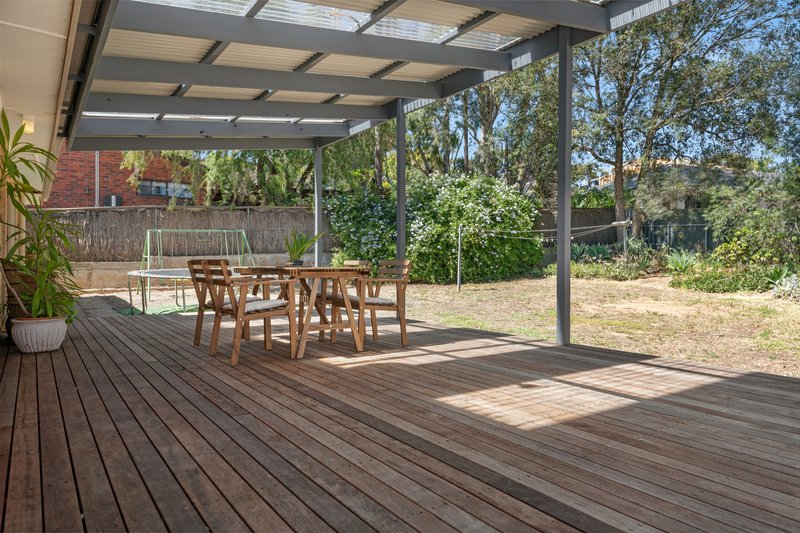 Photo - 22 Vynland Drive, Flagstaff Hill SA 5159 - Image 15