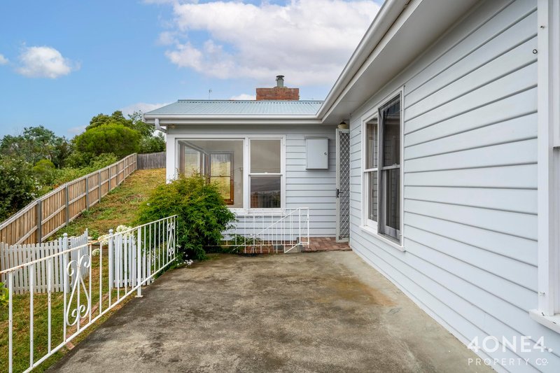 Photo - 22 Walch Avenue, Moonah TAS 7009 - Image 4