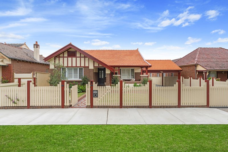 Photo - 22 Walker Avenue, Haberfield NSW 2045 - Image 2