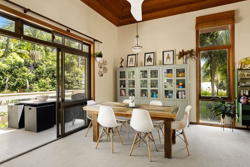 Photo - 22 Walker Avenue, Narrabeen NSW 2101 - Image 4