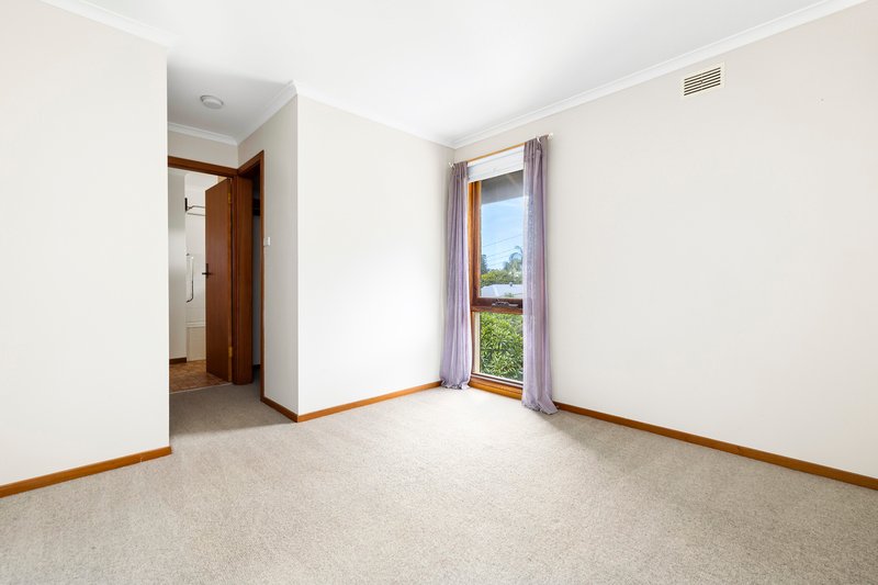 Photo - 22 Walker Avenue, Narrabeen NSW 2101 - Image 6