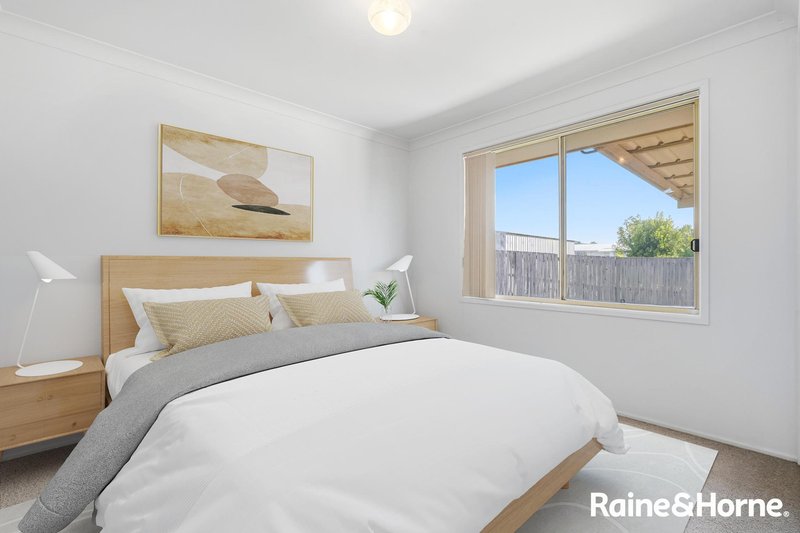Photo - 22 Wallaroo Way, Doolandella QLD 4077 - Image 10