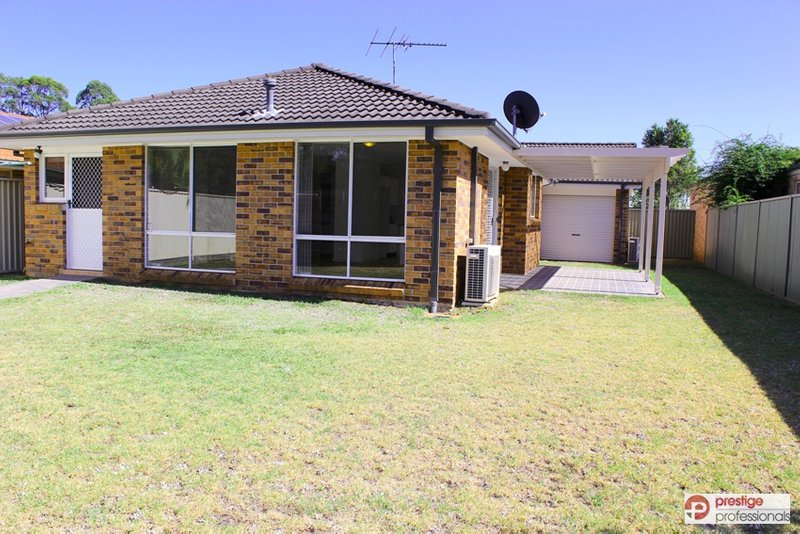 Photo - 22 Wallcliffe Court, Wattle Grove NSW 2173 - Image 6