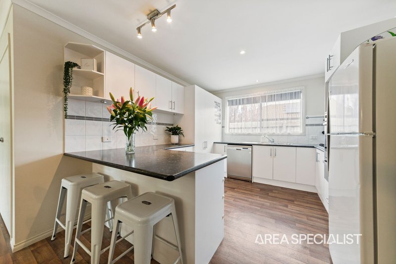 Photo - 22 Walmac Close, Tooradin VIC 3980 - Image 2