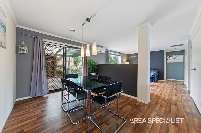 Photo - 22 Walmac Close, Tooradin VIC 3980 - Image 5