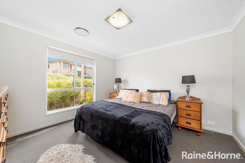 Photo - 22 Walsh Drive, Goulburn NSW 2580 - Image 8