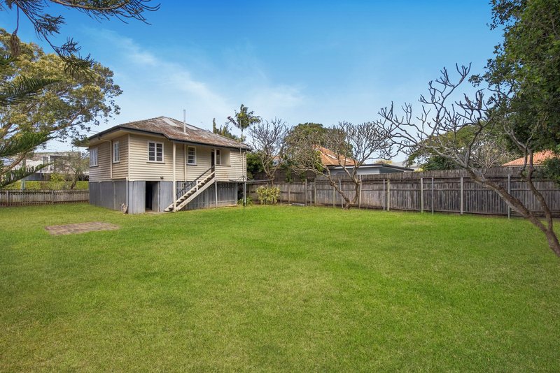 Photo - 22 Walter Street, Bulimba QLD 4171 - Image 8