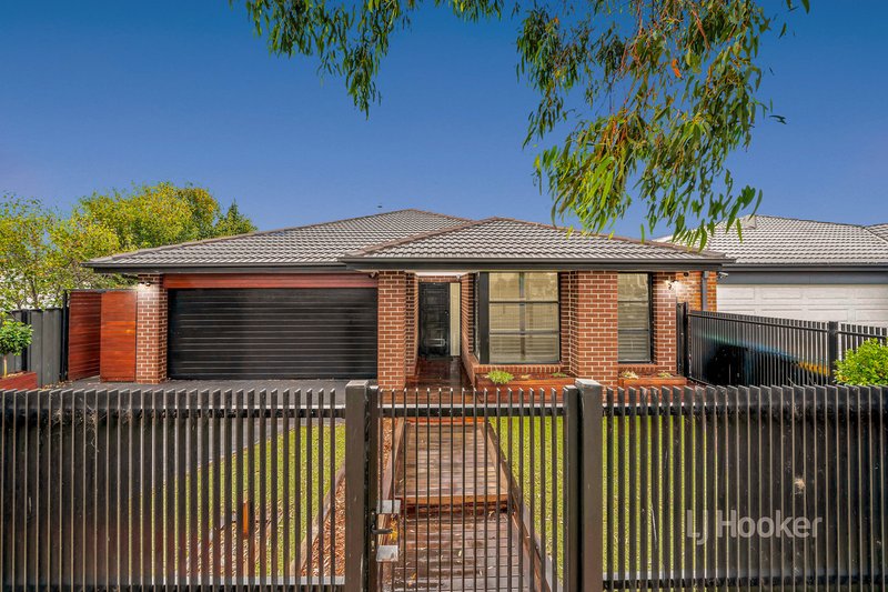 22 Walton Loop, Point Cook VIC 3030