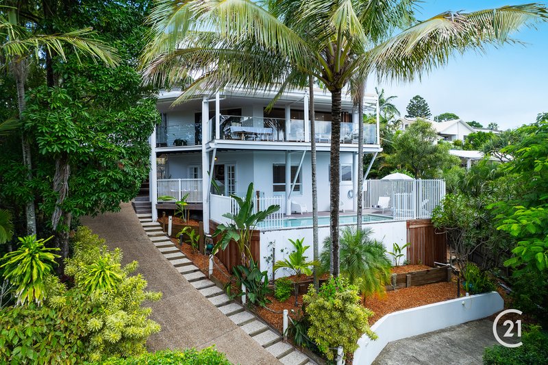 Photo - 22 Warana Street, Noosa Heads QLD 4567 - Image 2