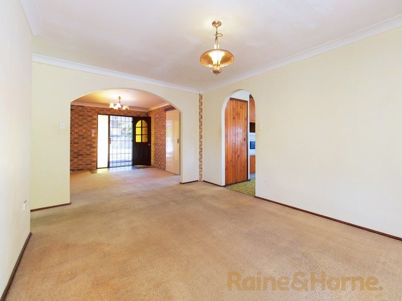 Photo - 22 Warrington Street, Robertson QLD 4109 - Image 5