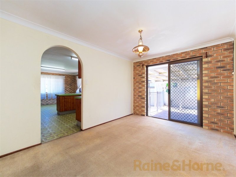 Photo - 22 Warrington Street, Robertson QLD 4109 - Image 10