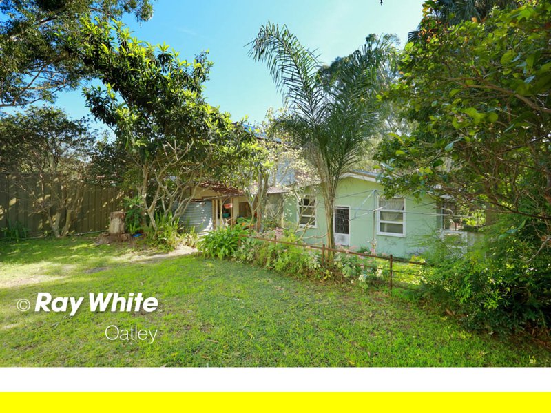 Photo - 22 Waterfall Road, Oatley NSW 2223 - Image 4