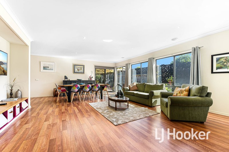 Photo - 22 Wattle Valley Close, Lyndhurst VIC 3975 - Image 5