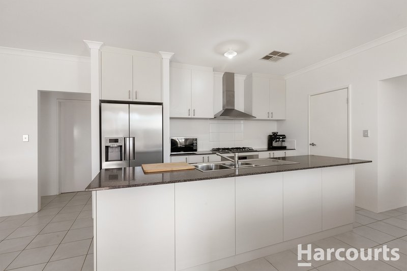 Photo - 22 Wayside Court, Ravenswood WA 6208 - Image 6
