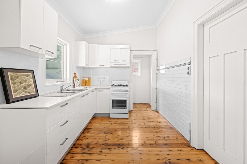 Photo - 22 Weldon Street, Burwood NSW 2134 - Image 12