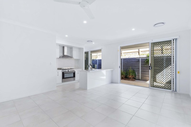 Photo - 22 Wellside Street, Morayfield QLD 4506 - Image 2