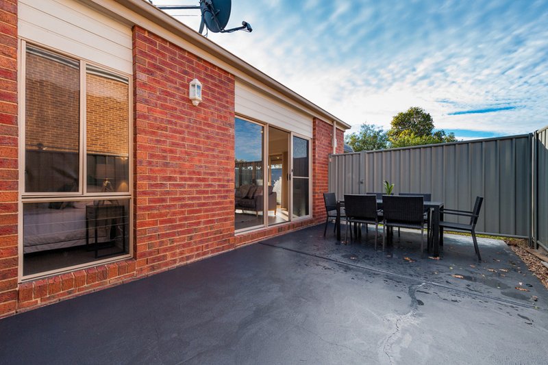 Photo - 22 Westerfolds Loop, Craigieburn VIC 3064 - Image 12