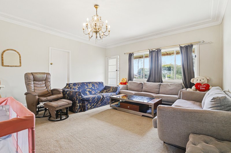 Photo - 22 Western Crescent, Blacktown NSW 2148 - Image 7