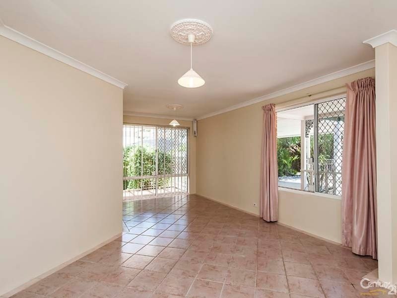 Photo - 22 Whiston Crescent, Clarkson WA 6030 - Image 4