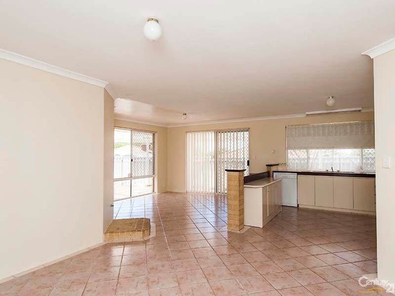 Photo - 22 Whiston Crescent, Clarkson WA 6030 - Image 9