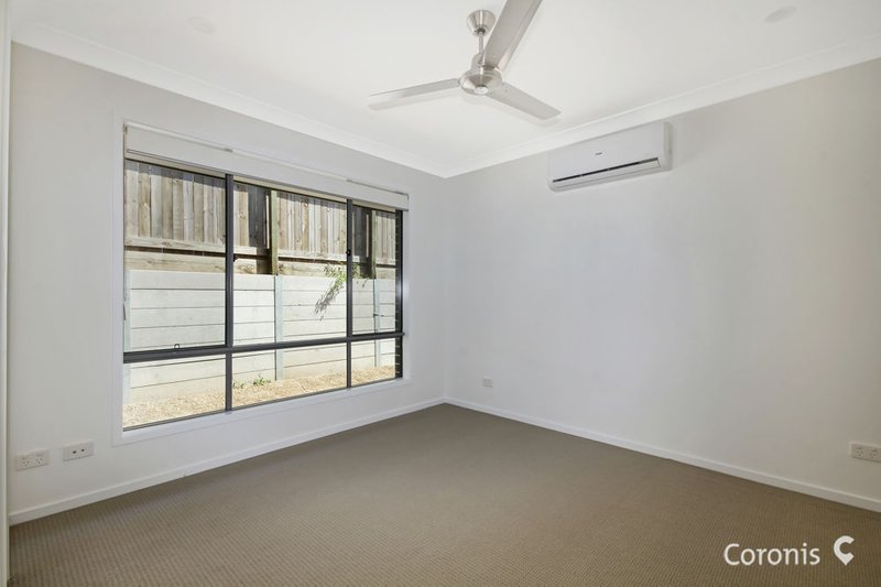 Photo - 22 Whitehaven Street, Burpengary QLD 4505 - Image 5