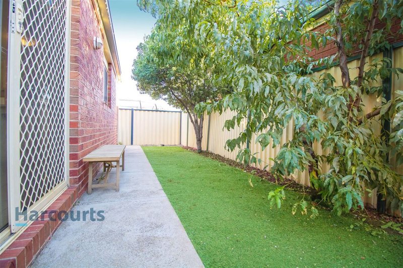 Photo - 2/2 Whitfield Court, Truganina VIC 3029 - Image 8