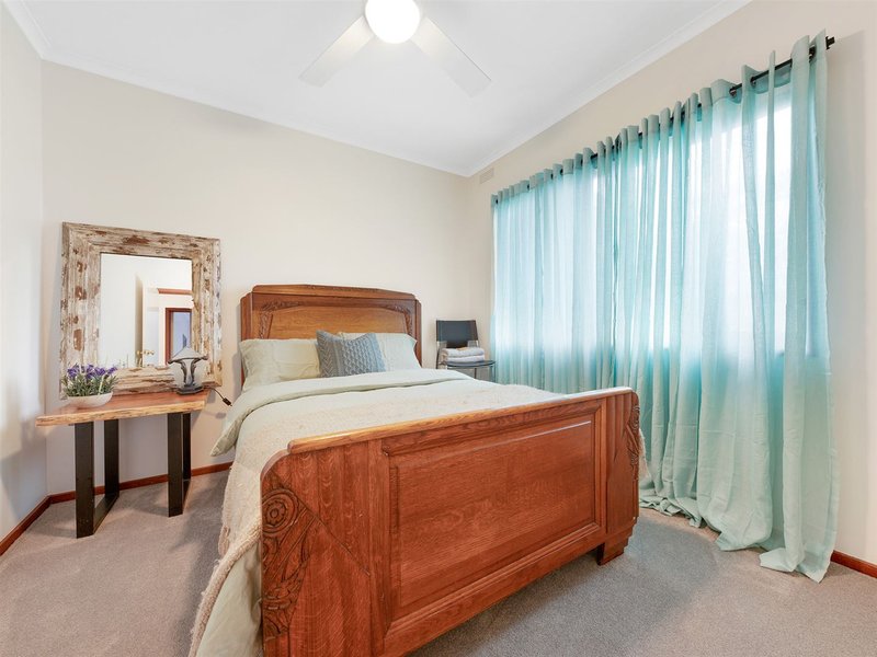 Photo - 22 Willow Drive, Wangaratta VIC 3677 - Image 11