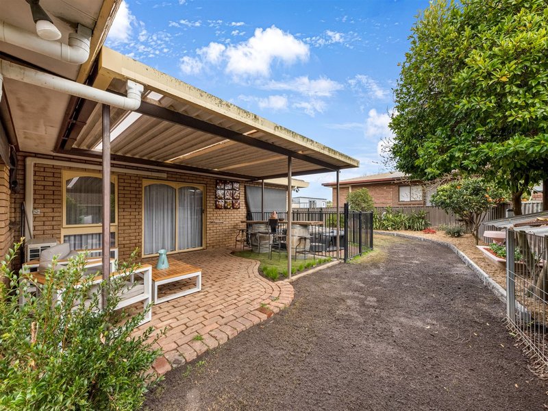 Photo - 22 Willow Drive, Wangaratta VIC 3677 - Image 16