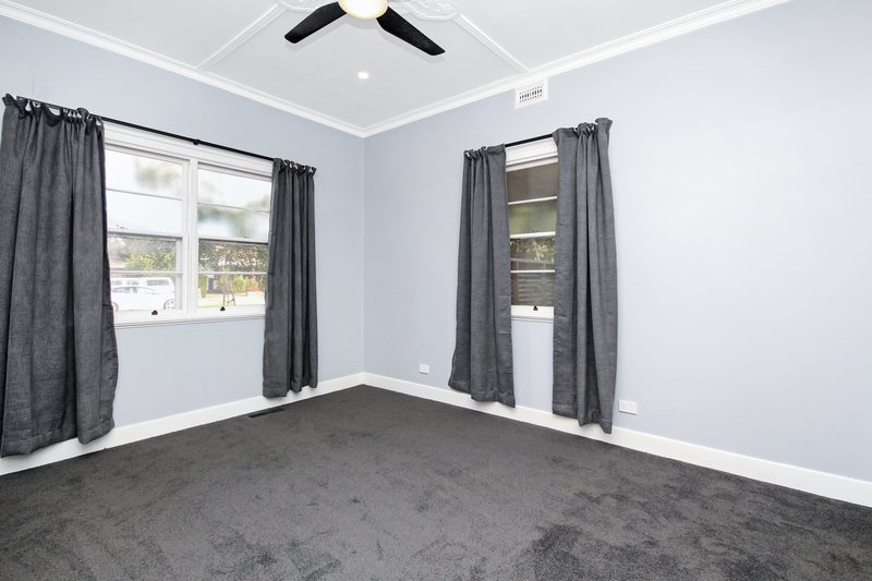 Photo - 22 Wilmoth Avenue, Horsham VIC 3400 - Image 4