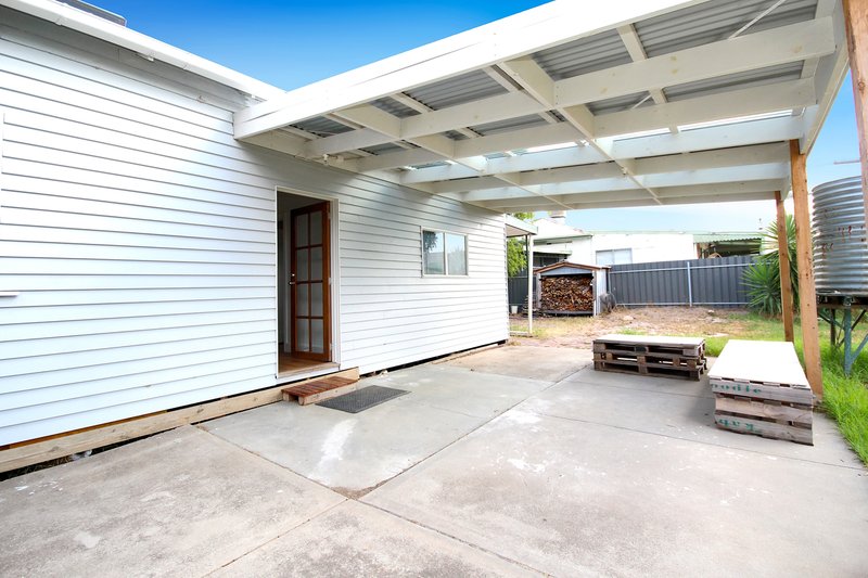 Photo - 22 Wilmoth Avenue, Horsham VIC 3400 - Image 9