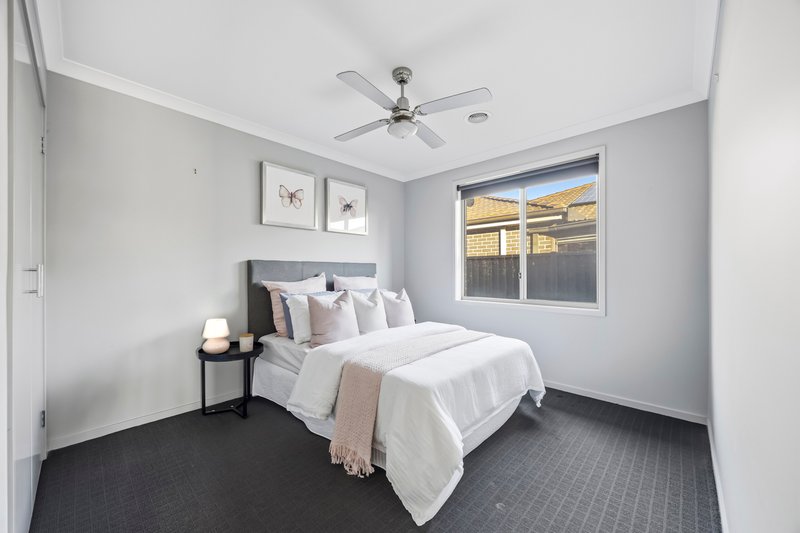 Photo - 22 Wilmott Street, Lucas VIC 3350 - Image 12