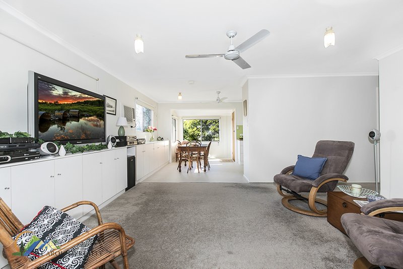 Photo - 22 Wilson Street, Caboolture QLD 4510 - Image 4