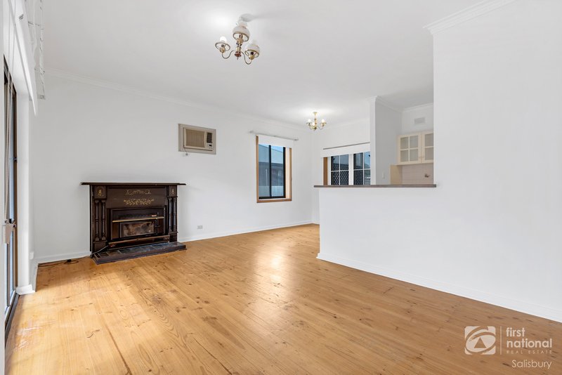 Photo - 22 Woodfalls Road, Elizabeth Vale SA 5112 - Image 3