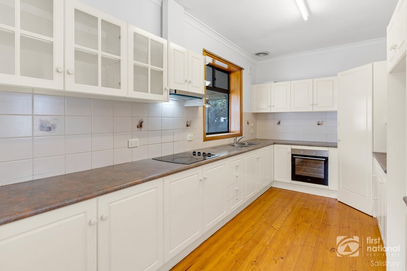 Photo - 22 Woodfalls Road, Elizabeth Vale SA 5112 - Image 5