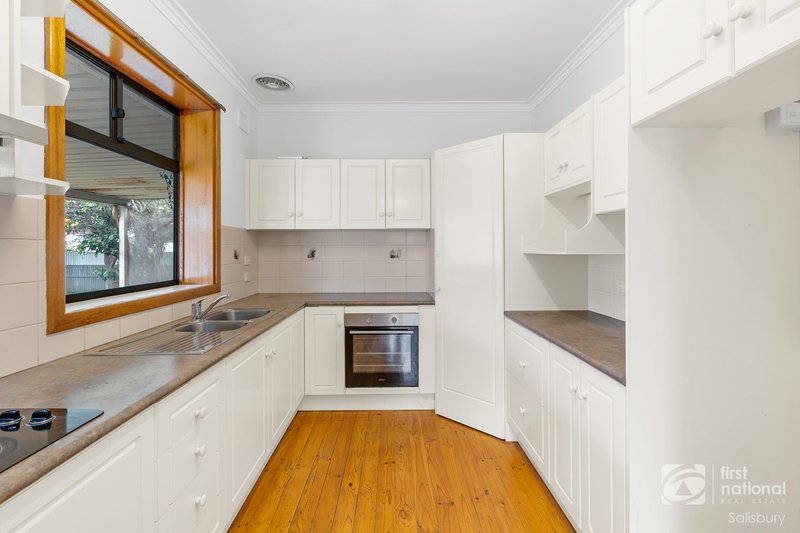 Photo - 22 Woodfalls Road, Elizabeth Vale SA 5112 - Image 6