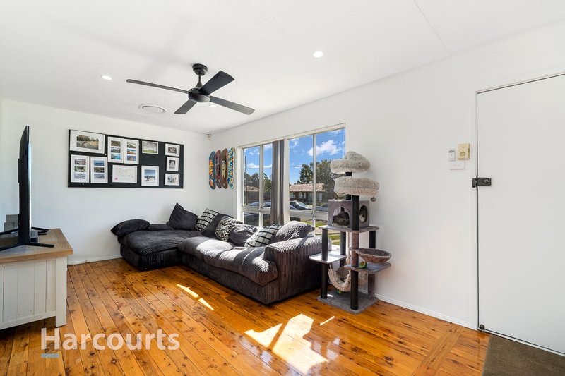 Photo - 22 Woodview Road, Oxley Park NSW 2760 - Image 3