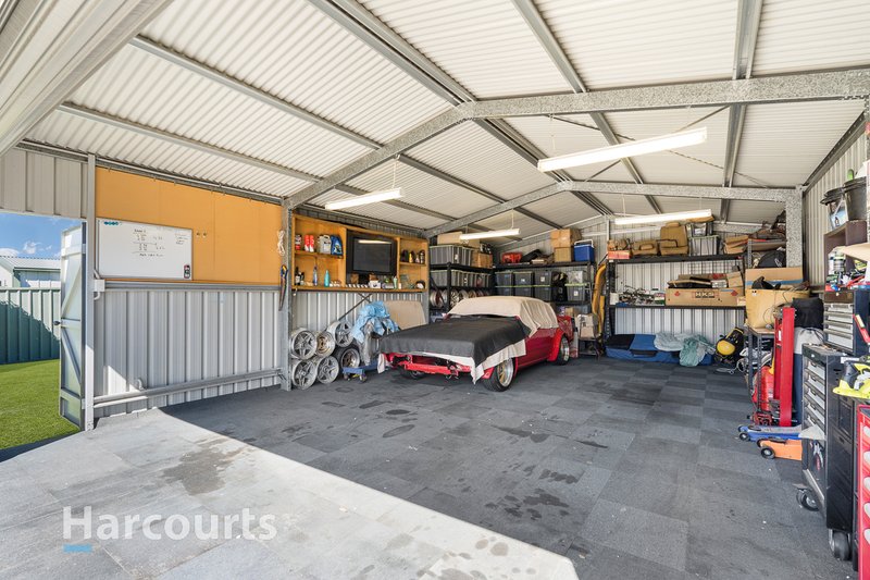 Photo - 22 Woodview Road, Oxley Park NSW 2760 - Image 7