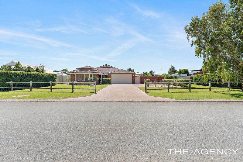 Photo - 22 Woolmore Cross, Atwell WA 6164 - Image 2