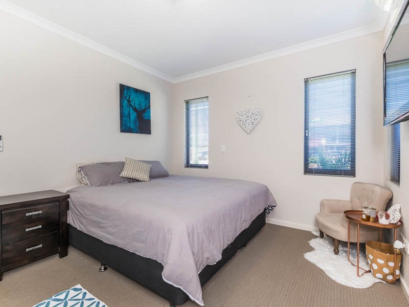 Photo - 22 Wotan Street, Innaloo WA 6018 - Image 4