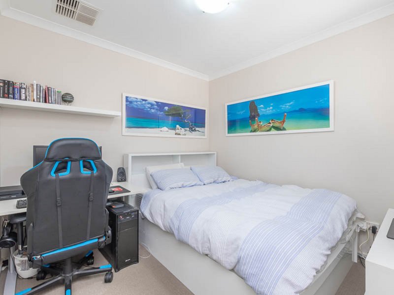 Photo - 22 Wotan Street, Innaloo WA 6018 - Image 6