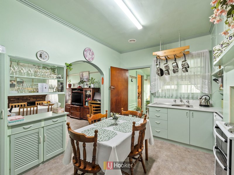 Photo - 22 Wynne Street, Colac VIC 3250 - Image 4