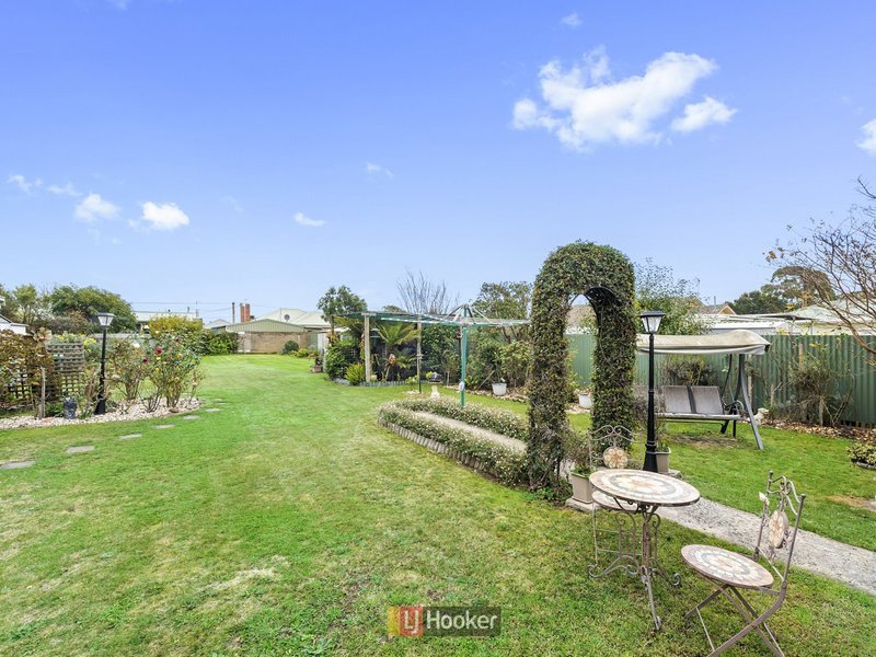 Photo - 22 Wynne Street, Colac VIC 3250 - Image 9