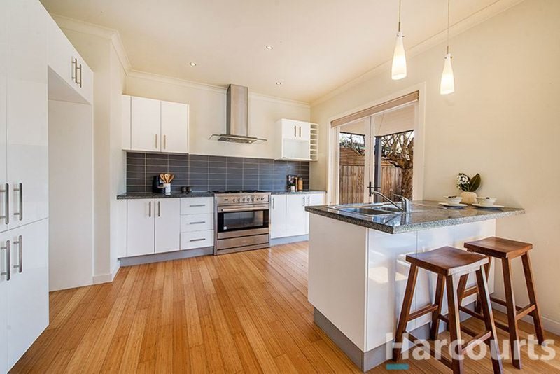 Photo - 2/2 Wynnstay Road, Seaford VIC 3198 - Image 4