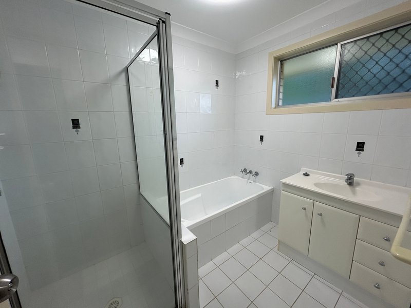 Photo - 22 Yangoora Crescent, Ashmore QLD 4214 - Image 17