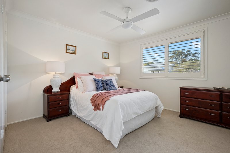 Photo - 22 Yaralla Crescent, Thornleigh NSW 2120 - Image 8